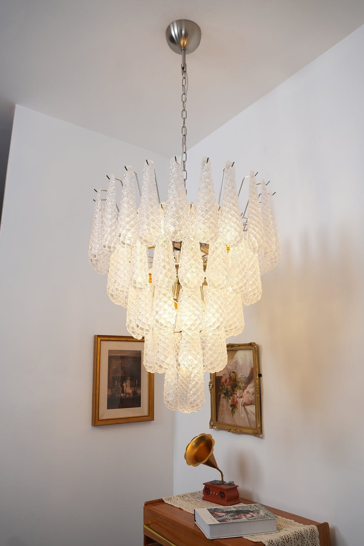Exquisite Murano Glass Dewdrop Chandelier