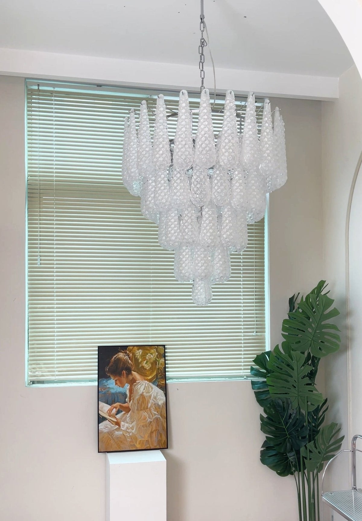 Exquisite Murano Glass Dewdrop Chandelier