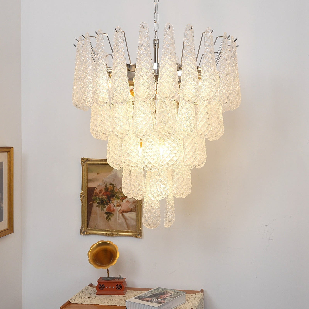 Exquisite Murano Glass Dewdrop Chandelier