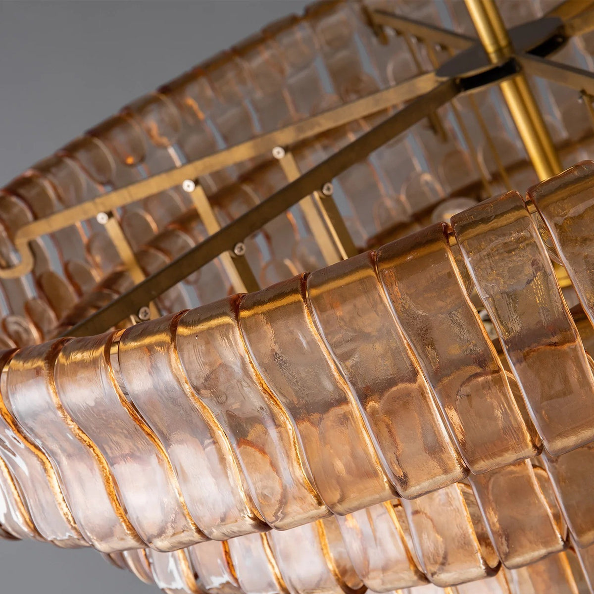 Ghiaccio Round Chandelier Light